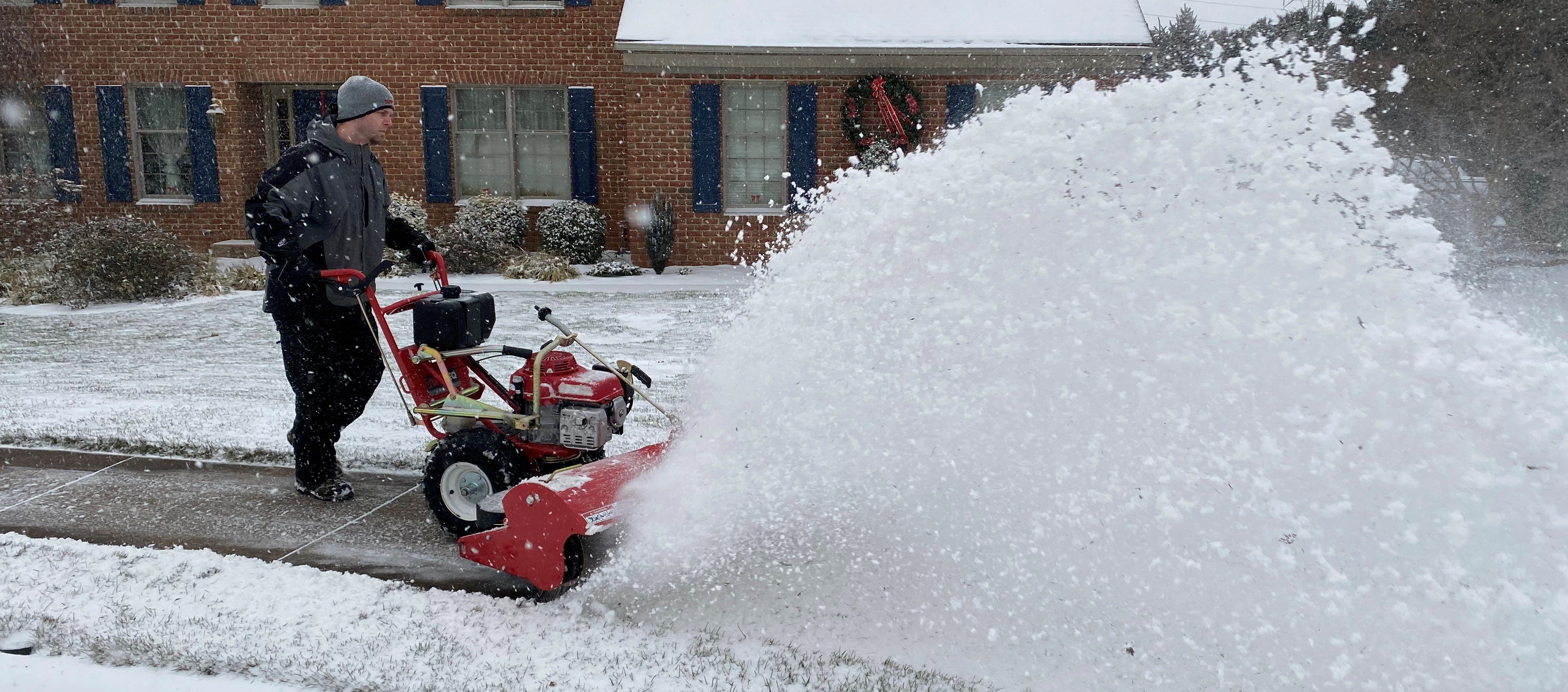 Turf Teq Power Broom