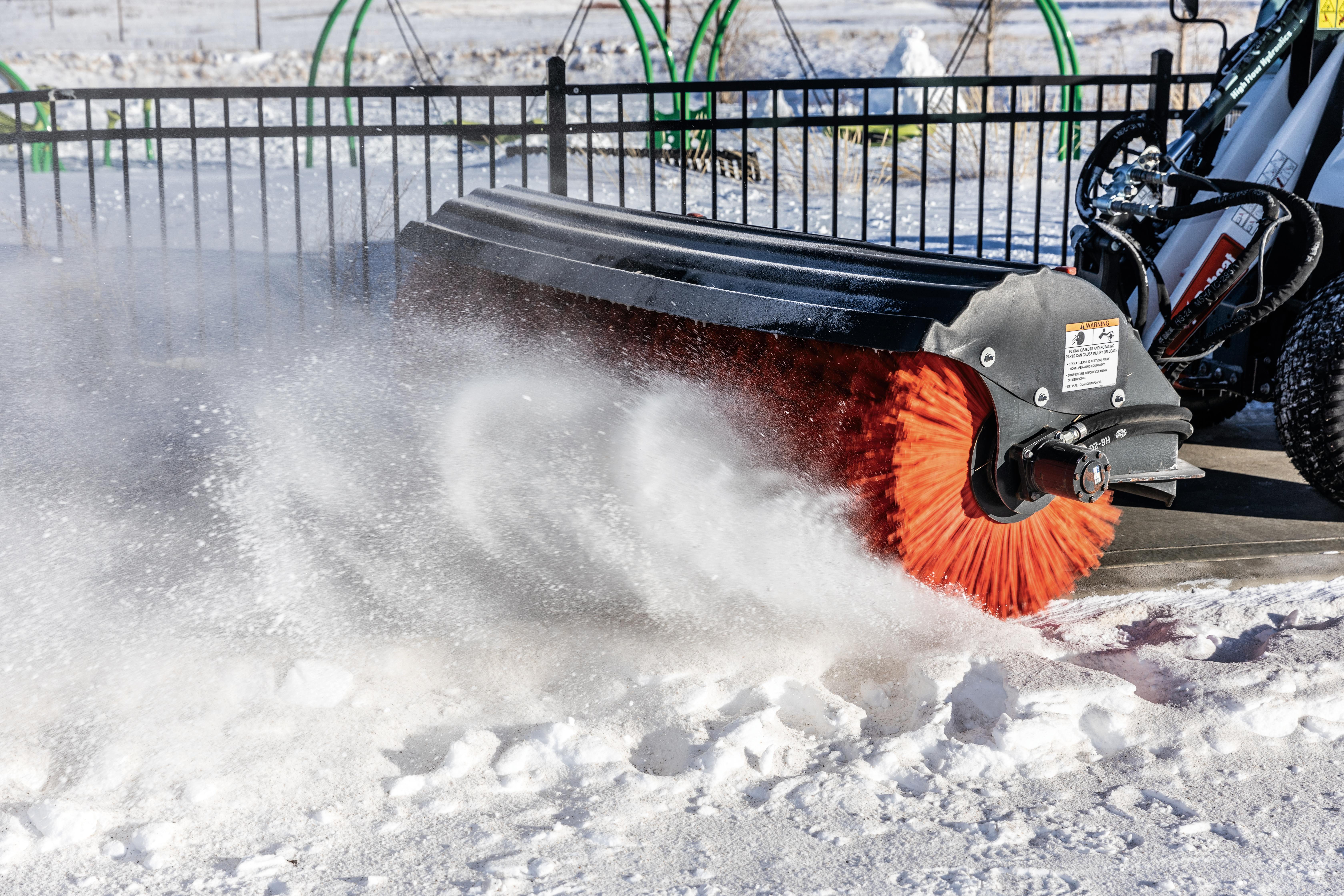 bobcat-uw56-angle-broom-5d40123-011524-jpg